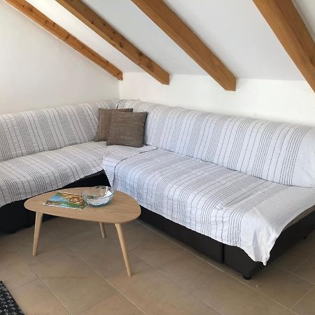 Apartments Lilly Zaboric Bagian luar foto