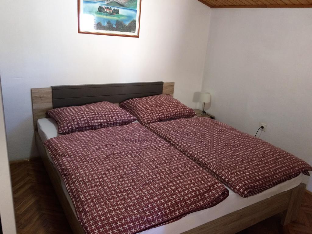 Apartments Lilly Zaboric Bagian luar foto