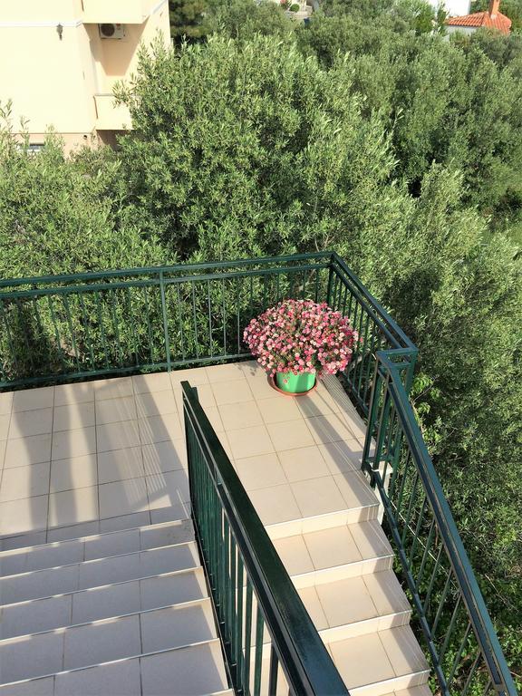 Apartments Lilly Zaboric Bagian luar foto
